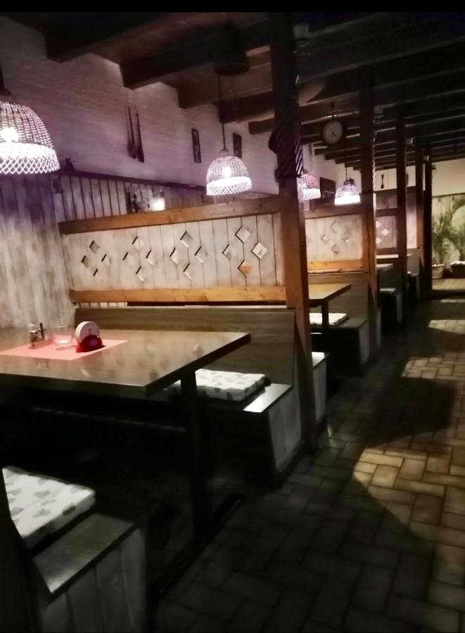 Zaboj Restaurant Hotel Karlovy Vary Exterior photo